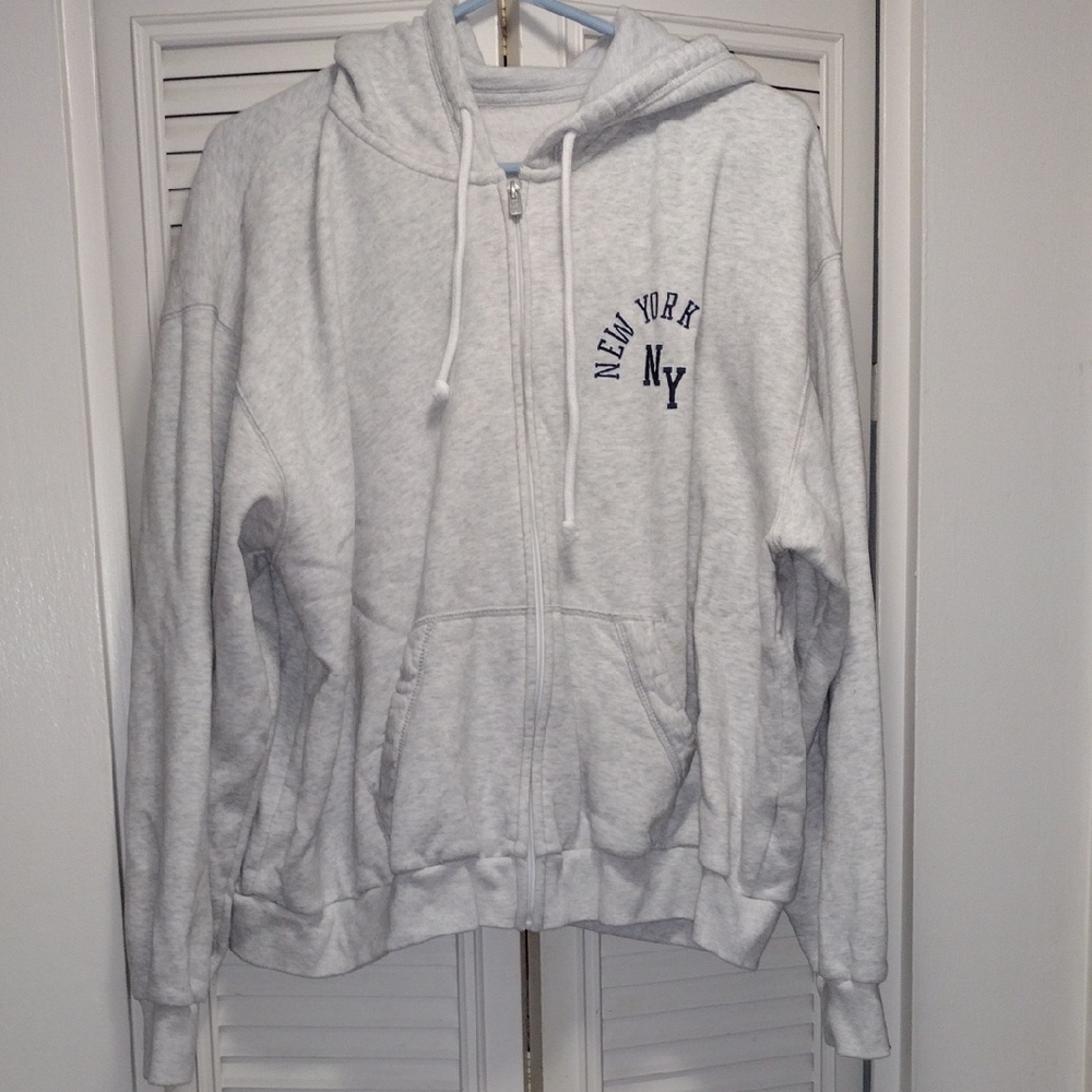 Hollister- New York Gray Full Zip Hoodie XL
